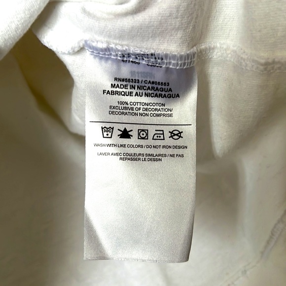 Rare Air Jordan by Nike Toronto maple leaf wearing Jordan 1’s tee - Picture 5 of 5